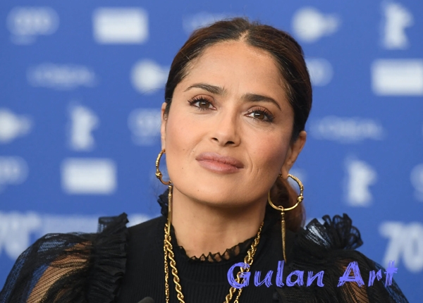 سەلما بەرگری لە ئافرەتان دەکات