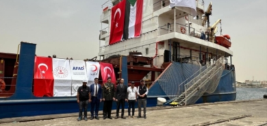 کەشتییەک کە هاوکاری مرۆیی تورکیای هەڵگرتبوو بۆ سودان نێردرا