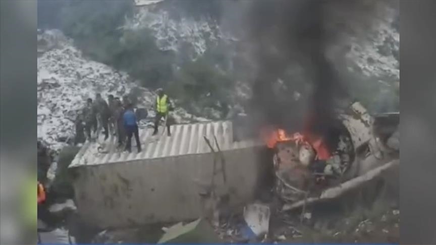 بەهۆی خلیسکانی فڕۆکە لەسەر ڕێڕەوی فڕین لە نیپاڵ؛ ١٨ کەس گیانیان لەدەستداوە