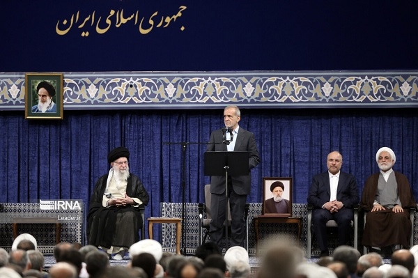 Xamneyî fermana destbikar bûna Mesûd Pizişkiyan îmze kir