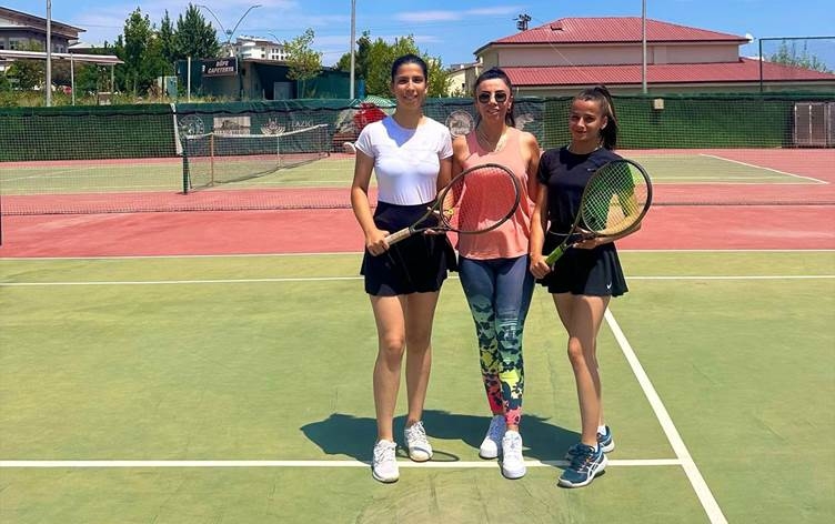 Tenîsvanên Şaredariya Êlihê derketin fînalê