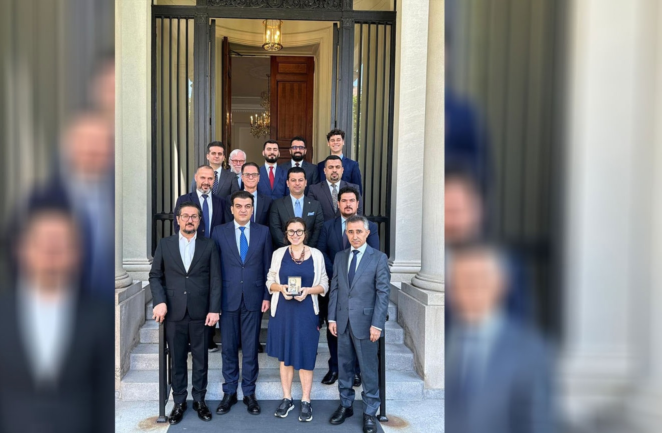 هوراماني: حكومة كوردستان واثقة من تحسين قدرات موظفيها في مجال الإعلام