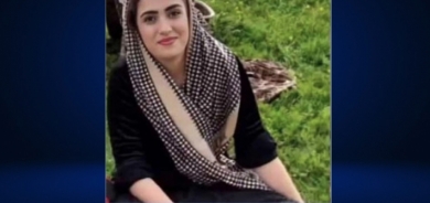 Bavekî piştî belavbûna vîdeoyekî keça xwe kuşt