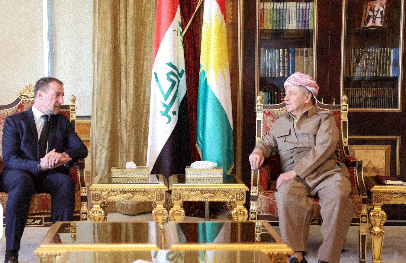 ســــەرۆك بـــارزانــــی پێشوازی لە كونسوڵی گشتیی فەڕەنسا لە هەولێر دەكات