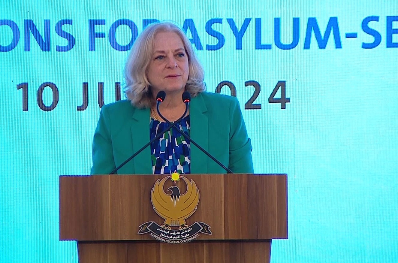 ألينا رومانوسكي تجدد التزام الولايات المتحدة بدعم قوات بيشمركة كوردستان