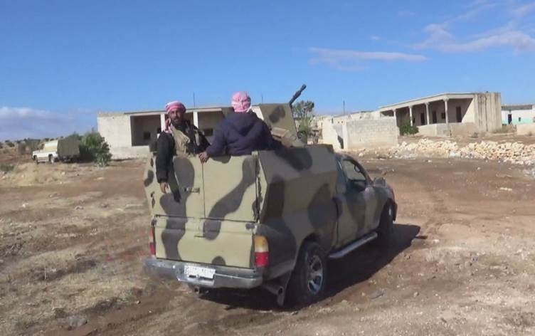 Rêveberiya Xweser: Şerê Dêrezorê beşeke ji hevrîkiya Amerîka û Îranê ye