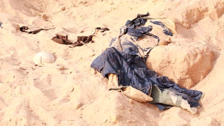 هيومن رايتس ووتش تستصرخ الحكومة العراقية للإسراع في فتح المقابر الجماعية وضمان العدالة