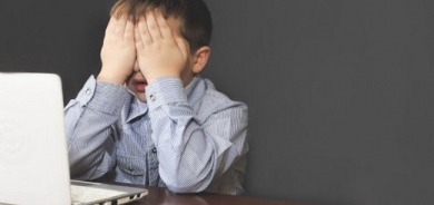 أبرزها التنمر الإلكتروني.. 4 مخاطر وراء استخدام الإنترنت للأطفال