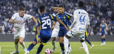 رغم النقاشات الطويلة والجدلية... النصر في طريقه لإقالة مدربه كاسترو
