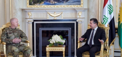 سەرۆکوەزیران مەسرور بارزانی پێشوازی لە فەرماندەی گشتیی نوێی هێزەکانی هاوپەیمانان لە عێراق و سووریا دەکات