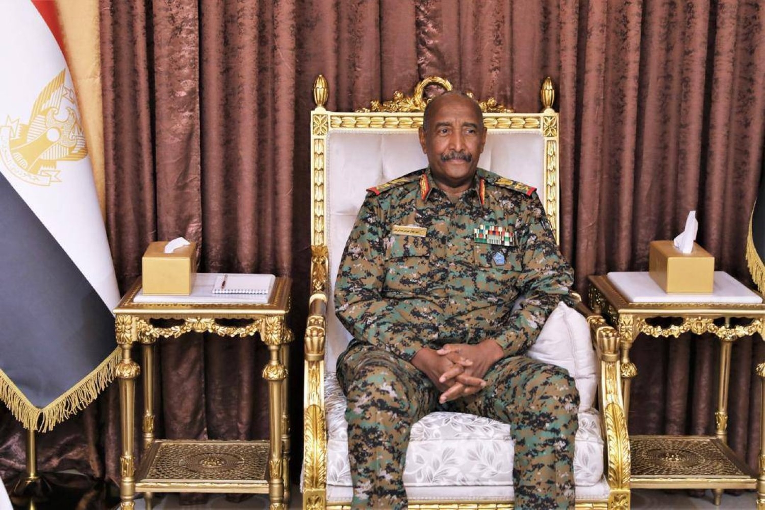 البرهان يؤكد عدم المشاركة في محادثات جنيف: «سنحارب مائة عام»