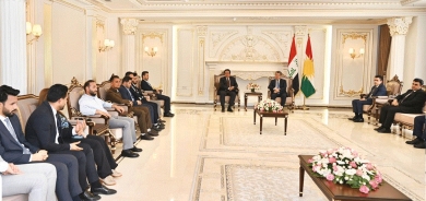 رئيس حكومة إقليم كوردستان يقرر تحويل المدرسين المحاضرين إلى عقود