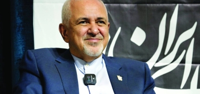 ظريف يتراجع عن استقالته