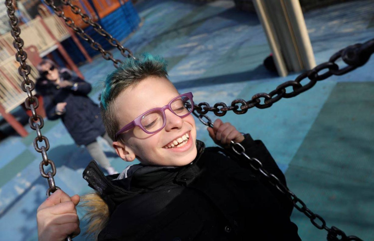 مؤشرات تدل على احتياج الطفل لارتداء نظارات