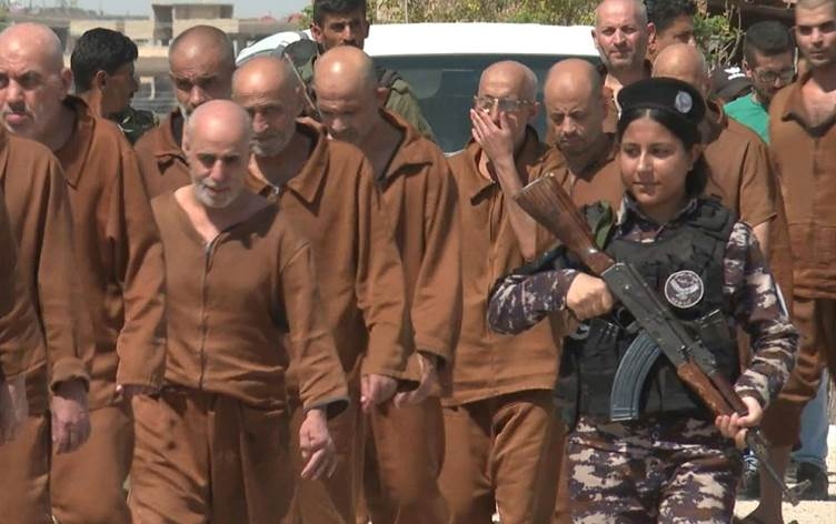 Rêveberiya Xweser 50 DAIŞî berdan