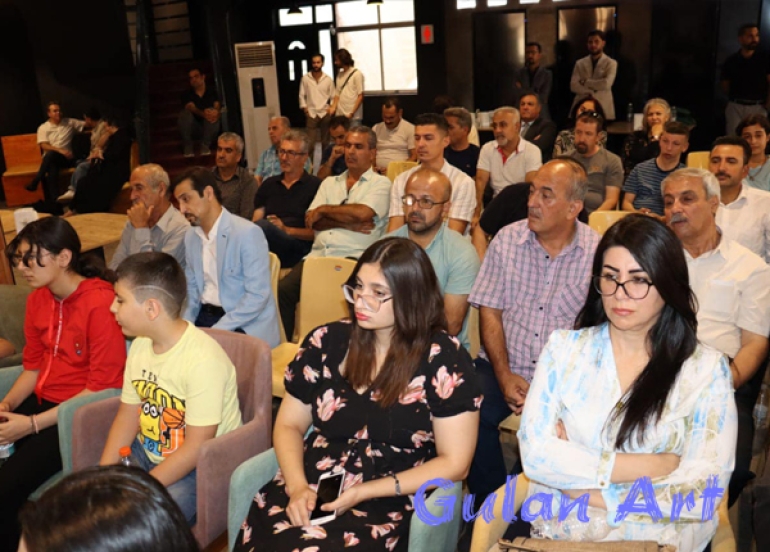 هونەرمەند كەریمۆك غەفوور كتێبی (سینەما و جینۆساید)ی بڵاوكردەوە