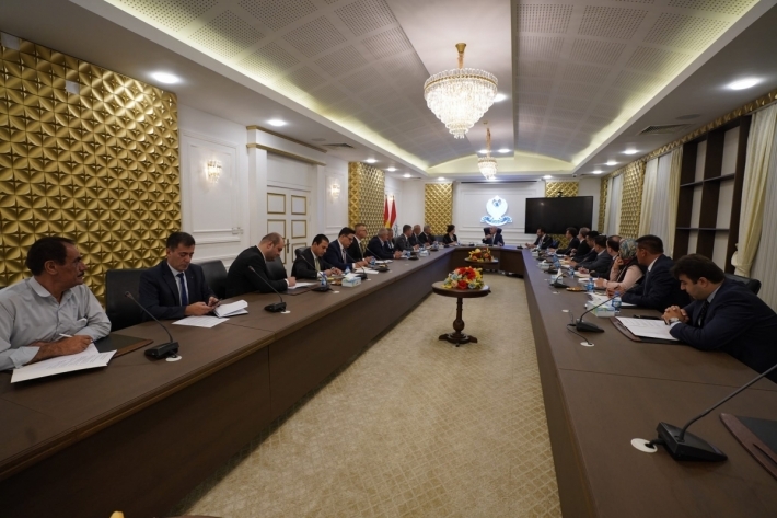 Serokê Hikûmetê, Wezareta Çavkaniyên Xwezayî ji bo dabeşkirina neftê û daxistina nirxê benzînê peywirdar kir