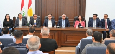 Parêzgeha Hewlêrê: Mesrûr Barzanî alîkariyên darayî li ser ziyandîtiyên bazara Qeyserî li Hewlêrê dabeş kir