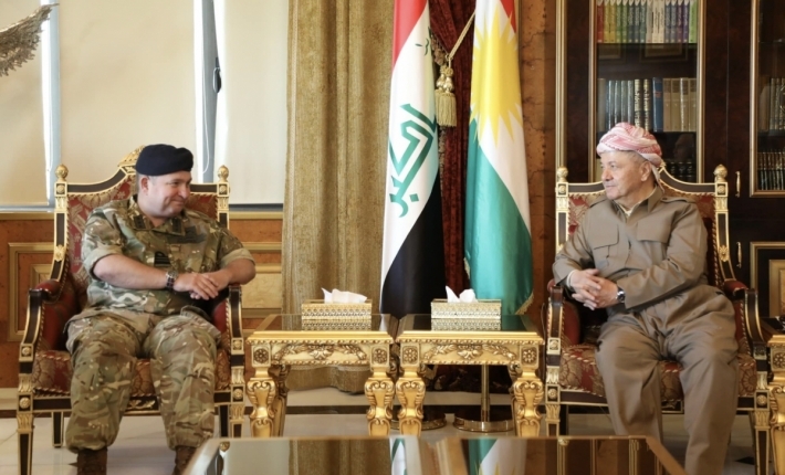 Serok Barzanî pêşwaziya Şêwirmendê Bilind ê Siyasî û Leşkerî yê Hikûmeta Brîtanya kir