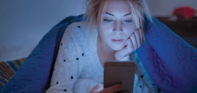 هل تعاني إجهاد العين جراء التحديق في الشاشات؟.. هذا ما عليك فعله