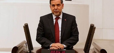 Parlamenterekî AK Partiyê ji partiya xwe îstifa kir