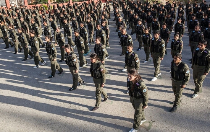 Human Rights Watch: HSD û Rêveberiya Xweser ji bo rêgirtina li çekdarkirina zarokan ti tedbîr negirtine