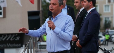 Serokê CHPyê: Em bi def û zirneyê koçberên Sûriyeyî vegerînin