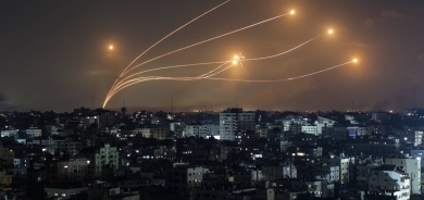 إيران تندد بعقوبات «الأوروبي»... وتنفي تزويد روسيا بصواريخ باليستية