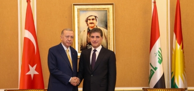 Serokê herêmê diçe Enqereyê