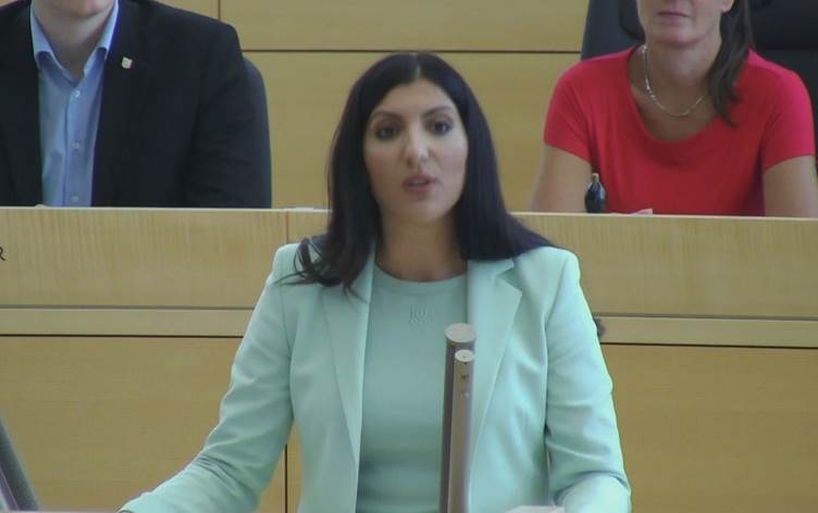 Herêmeke Almanyayê rê nade ku Kurdên Êzidî werin dersînorkirin