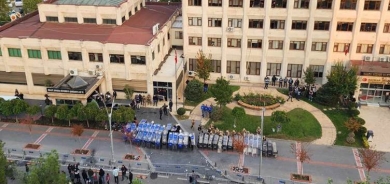 53 baroyan daxuyanî da: Bingeha destûrî ya qeyûman nîne