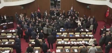 ENQERE - Endamên CHP û AK Partiyê bi hev ketin