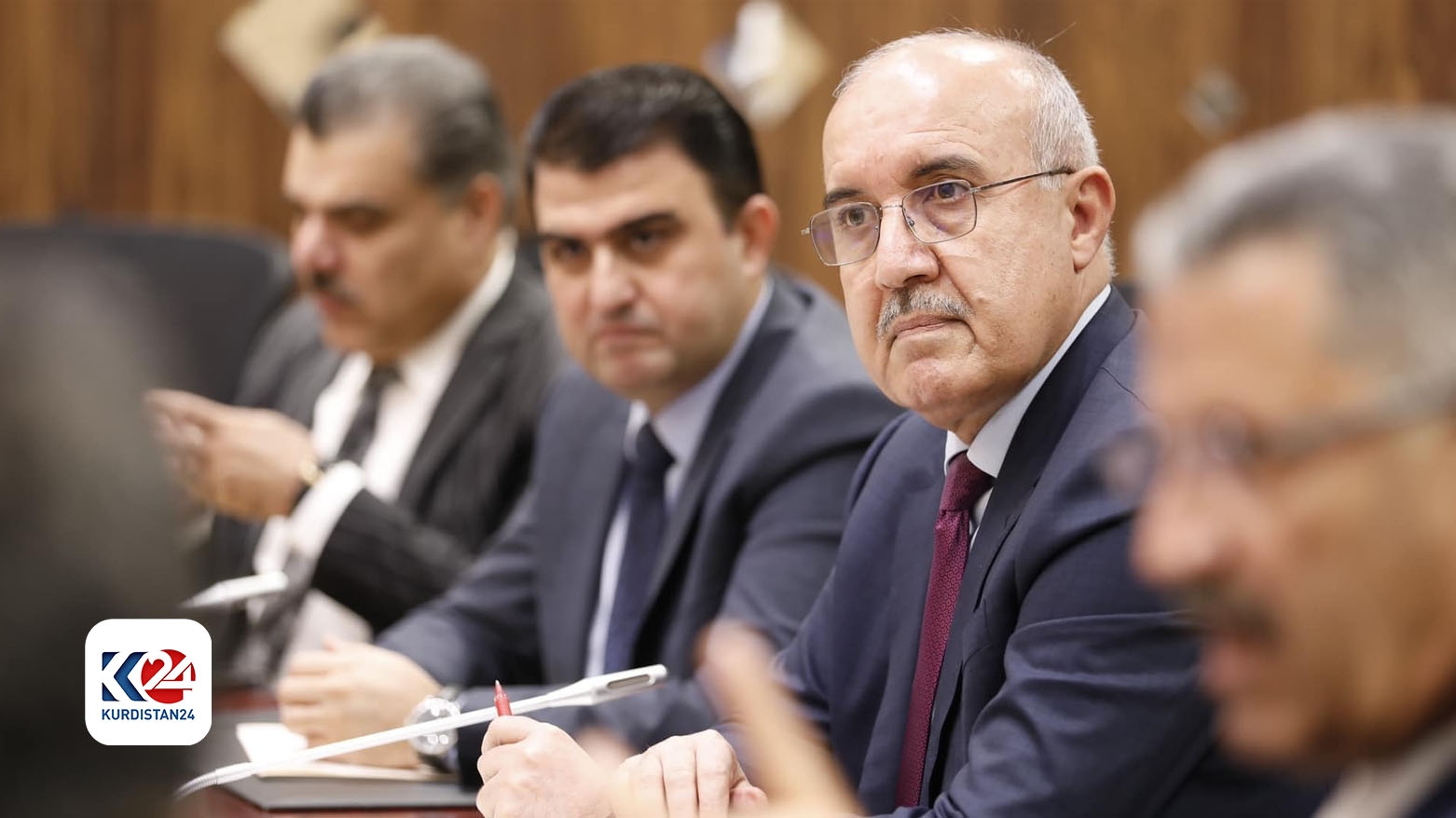 Wezîrê Samanên Sirûştî dema destpêkirina hinardekirina petrolê aşkere dike