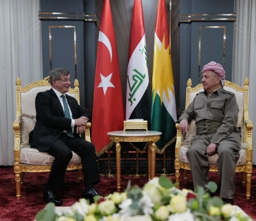 لە پەراوێزی پێنجەمین کۆڕبەندی ئاسایش و ئاشتی لە زانکۆی ئەمریکی لە شاری دهۆک، سەرۆک مەسعود بارزانی لەگەڵ بەڕێز ئەحمەد داوود ئۆغڵۆ کۆبوویەوە