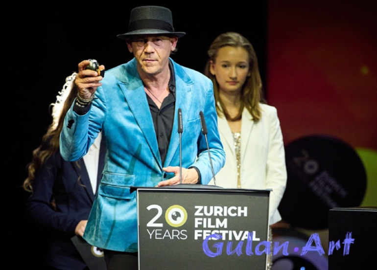 لە بیستەمین خولی فێستیڤاڵی سینەمایی زیورخ فیلمی «شاردنەوەی سەدام حوسێن» نمایش كرا