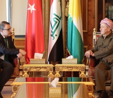 لــــە ســـەلاحـــەددیـــن ســـەرۆک مـــەســـعـــود بـــارزانـــی پێشوازی لە بەڕێز ئانیل بورا ئینان باڵیۆزی تورکیا لە عێراق کرد.