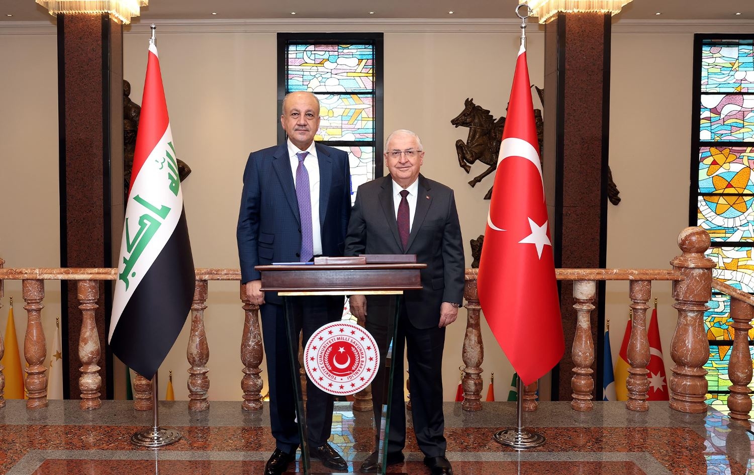 Wezîrên parastinê yên Tirkiye û Îraqê civiyan