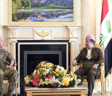 سەرۆکی حکوومەت و فەرماندەی گشتیی هێزەکانی هاوپەیمانان لە عێراق و سووریا مەترسییەکانی داعش تاوتوێ دەکەن