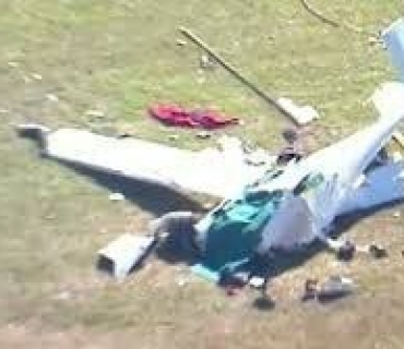 لە ئەنجامی کەوتنەخوارەوەی فڕۆکەیەک 10 ئەندامی خێزانێک گیانیان لەدەستدا