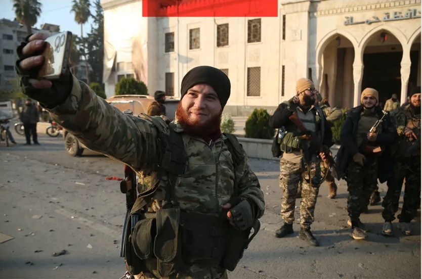 50 cîhadiyên biyanî bûne piledarên leşkerî