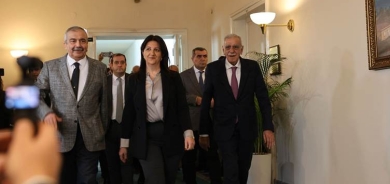 Şandeyên DEM Partî û AK Partiyê civiyan