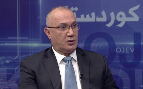 دكتۆر محەمەد ئیحسان  توێژەری سیاسی و ئەكادیمیست بۆ گوڵان :     سەرۆك بارزانی مەرجەعی یەكەمی كوردە و جێگەی متمانەو باوەڕی ئەوروپا و ئەمریكا و هەموو دنیایە، چونكە كەسێكی ڕاستگۆ و دادپەروەر و ئاشتیخوازە   