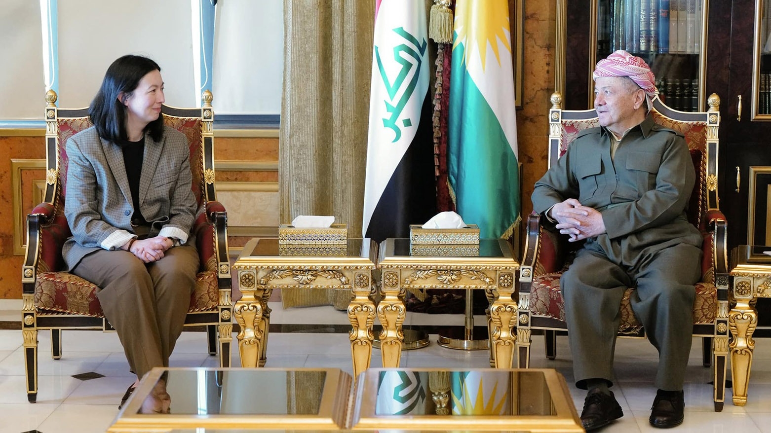 ســــەرۆک بارزانی پێشوازی لە جێگری یاریدەدەری وەزیری دەرەوەی ئەمەریکا دەکات