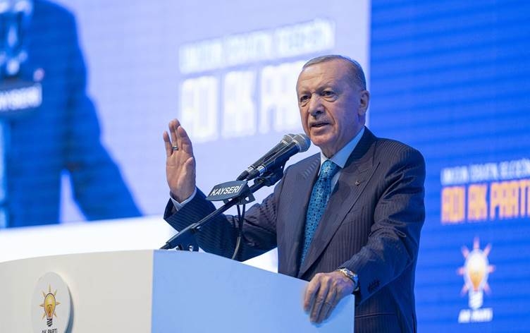 Erdogan li ser danîna çekan û ‘pêvajoya nû’ axivî
