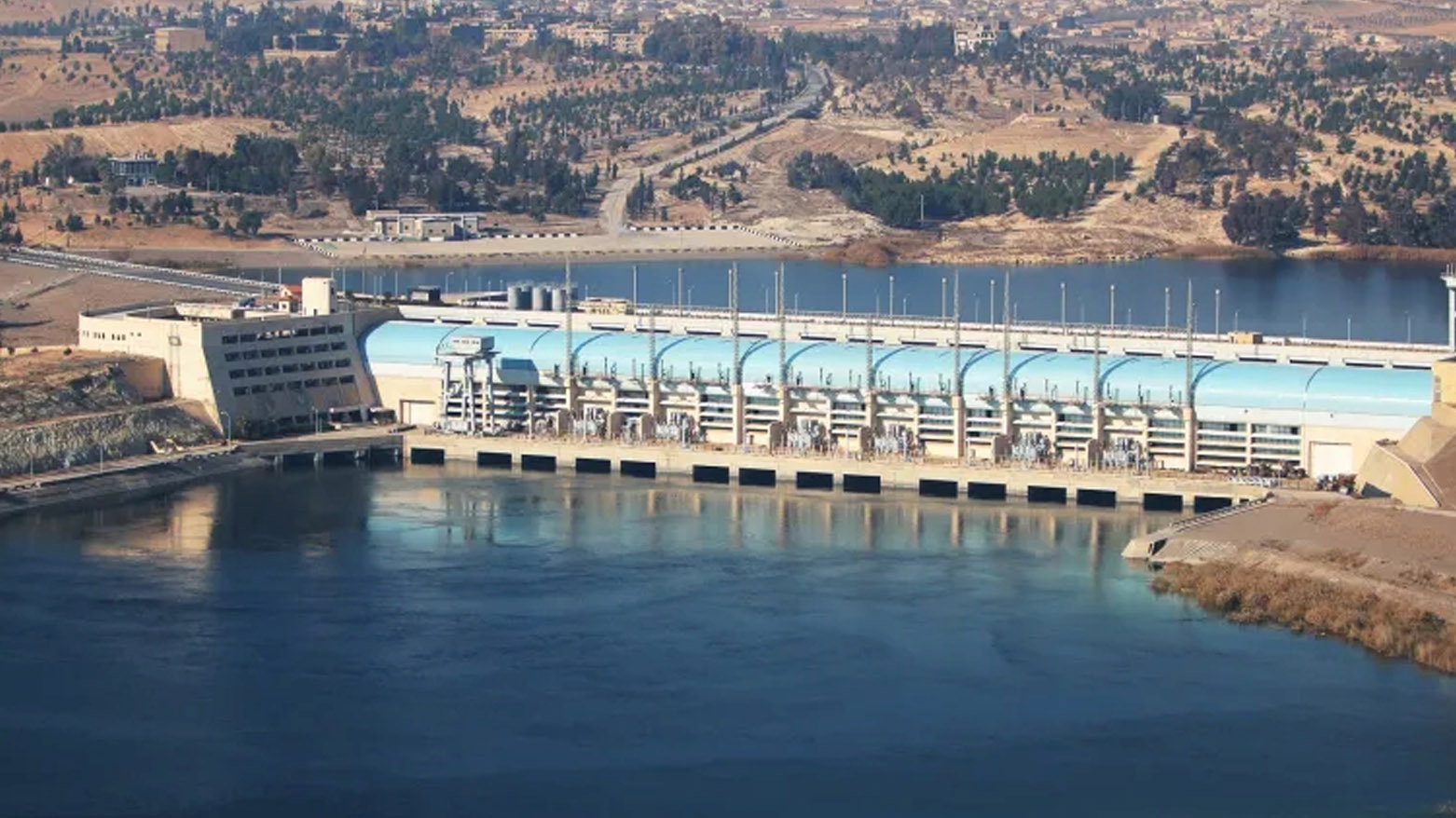 Rêveberiya Xweser daxwazê dike hêzeke navdewletî Bendava Tişrînê biparêze