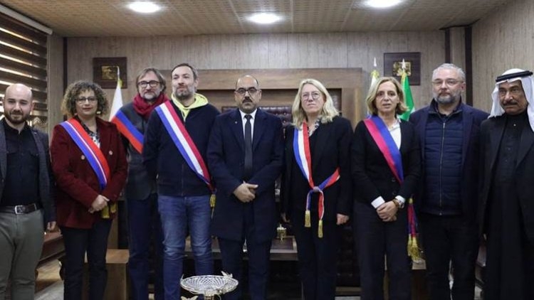 Ewrûpa berdewam dibe li ser piştîvanî kirina Rojavayê