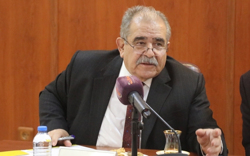 پ.د. تاهیر هەورامی  گەورە ڕاوێژكاری نەشتەرگەریی گشتی:     ئەگەر هاووڵاتی بە ڕێگەی سیستمی دڵنیایی تەندروستی بڕێكی كەم پارە بدات، خزمەتگوزارییەكە بە هی خۆی دەزانێت و ڕێزی دەگرێت