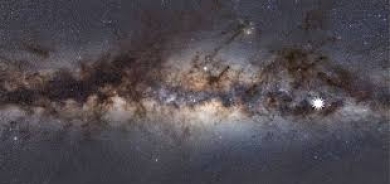 علماء في أستراليا يكتشفون «إشارات غامضة» في الفضاء