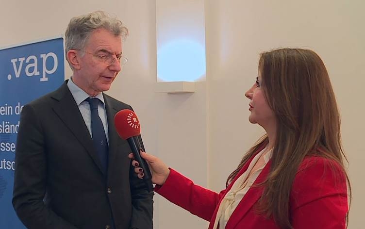 Christoph Heusgen: Em hêvî dikin hikûmeta Sûriyeyê Kurdan jî li xwe bigire