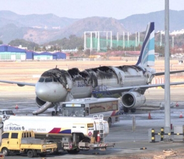 فڕۆکەیەکی جۆری ئەیرباسی کۆریای باشوور ئاگری گرت